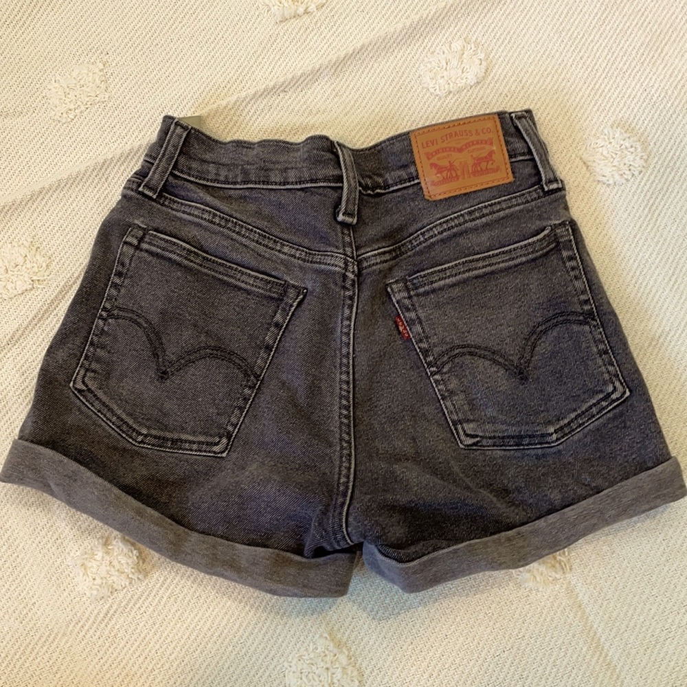 LEVI SHORTS